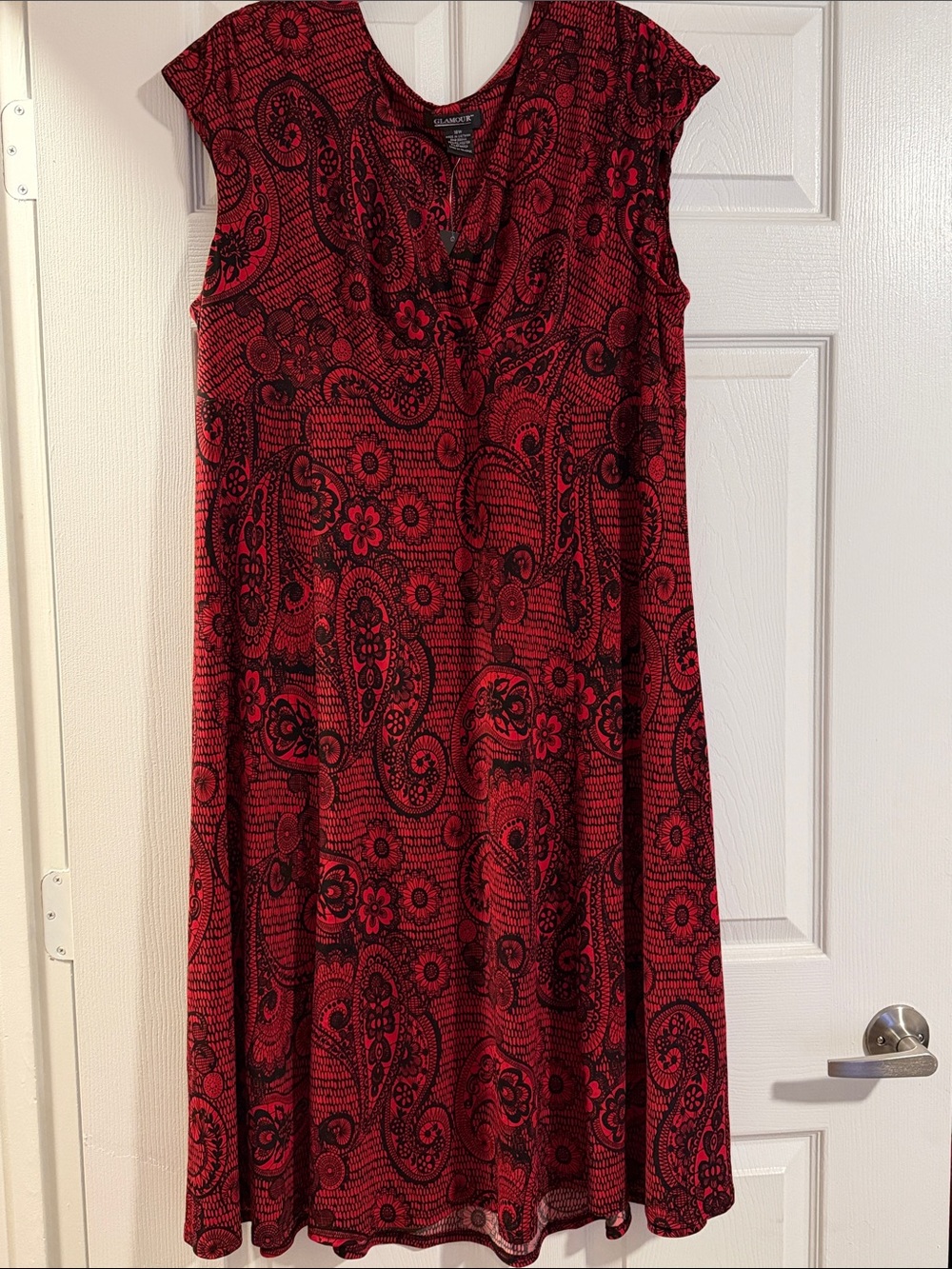 NEW w/tag Glamorous Red and Black Paisley Midi Dress plus size 18w